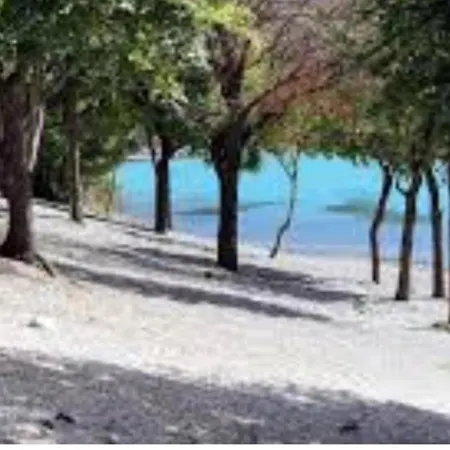 بيت ضيافة Skalameri 3*