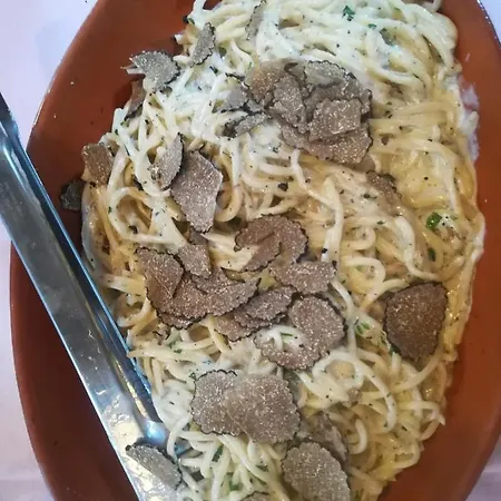 בית הארחה Skalameri