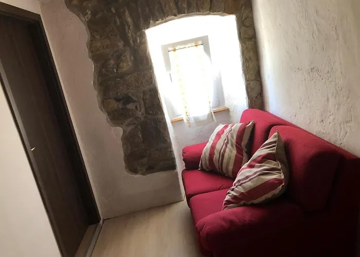 Gostinjska kuća Skalameri 3*